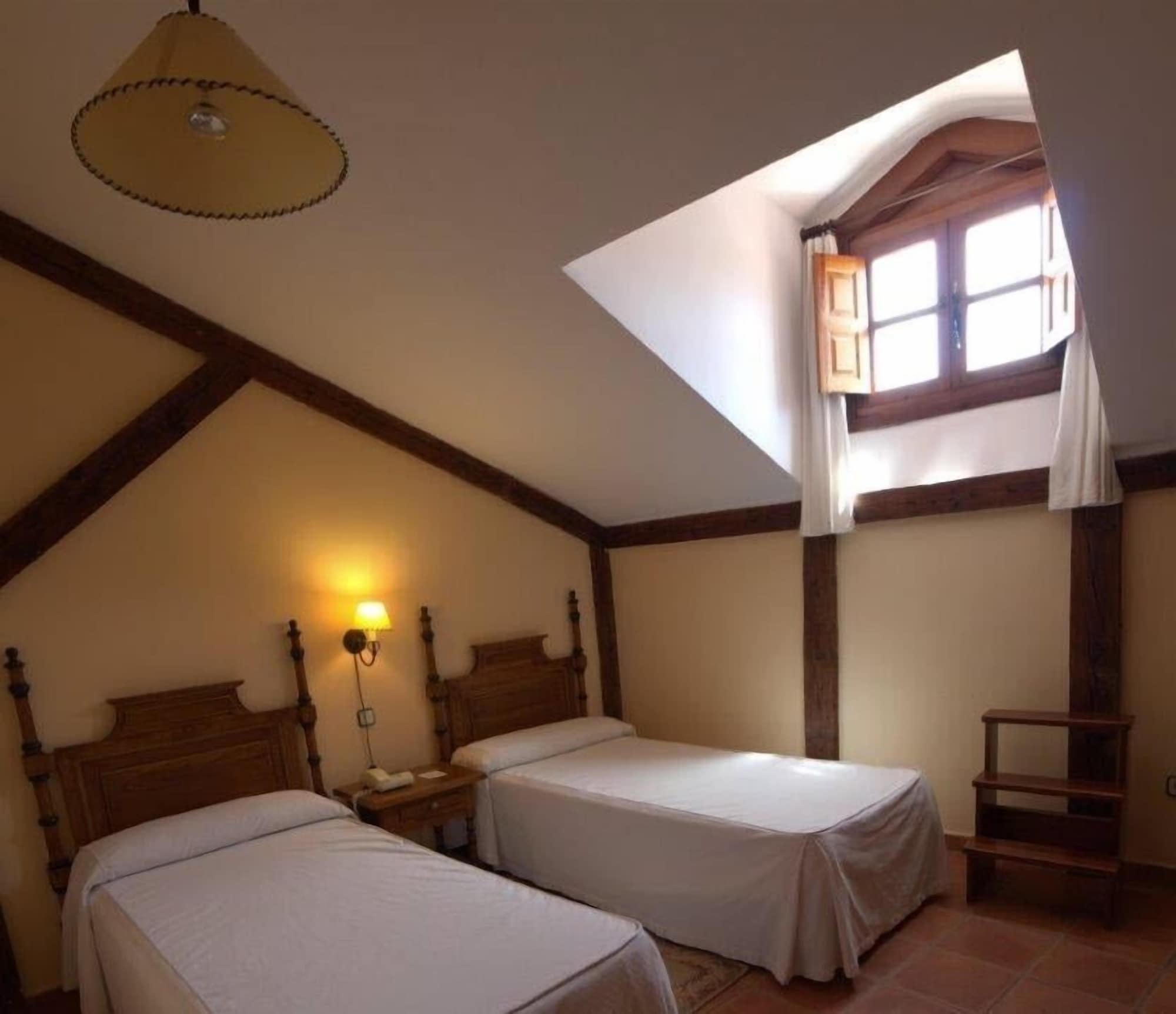 Hotel Las Cancelas Ávila 외부 사진